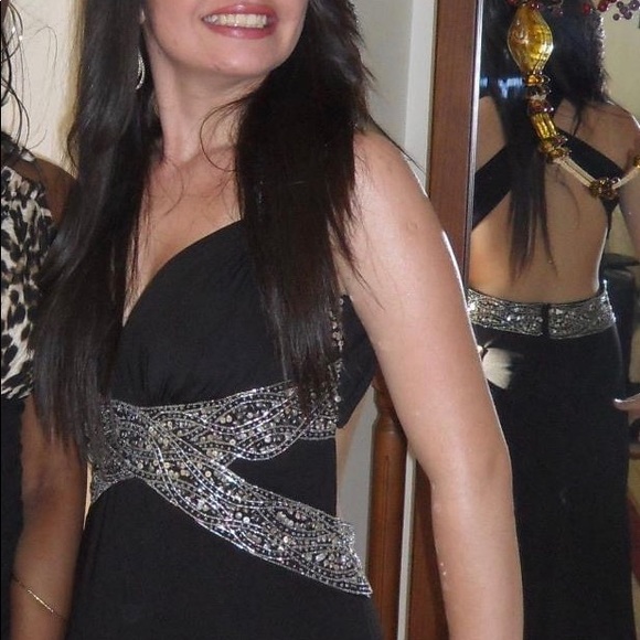 Prom dress - Picture 3 of 6